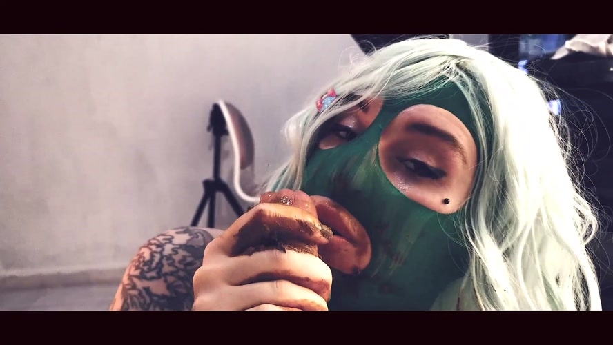 Scat Eat And Shit Sucking By Top Babe Betty - The Green Mask 2020 [FullHD 1920x1080] [617 MB]