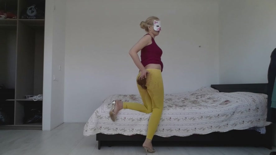 Yellow Tights Slap Messy and Thefartbabes 2022 [FullHD 1920x1080] [1.02 GB]