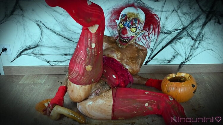 Dirty Halloween : I Shit And Piss In A Pumpkin For Halloween Before Playing With The Contents And Fucking My Ass 2024 [UltraHD/4K 3840x2160] [2.27 GB]