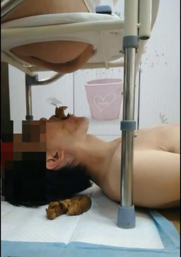 Chinese Scat Mistress Makes Big Shit on her Human Toilet P1 2025 [SD ] [18.6 MB]