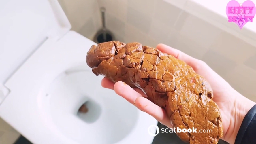 Asmr Massive Log Falls On Floor Squatting, Again! and Kitty Skatt 2025 [FullHD ] [454 MB]