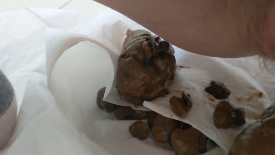 EXTREME CLOSE UPS of my turds and PooGirlSofia 2025 [FullHD ] [20.3 MB]