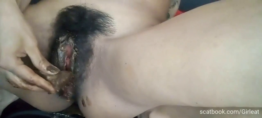 Wide Spread Shit Smearing on Clit & Lips P1 2026 [SD ] [14.0 MB]