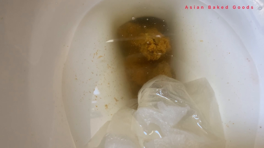 Shit pee moan on the toilet 2026 [FullHD ] [570 MB]