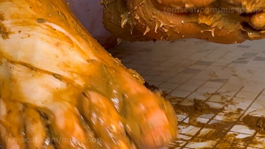 Dirty feet with poo and MissPoop 2026 [FullHD ] [394 MB]