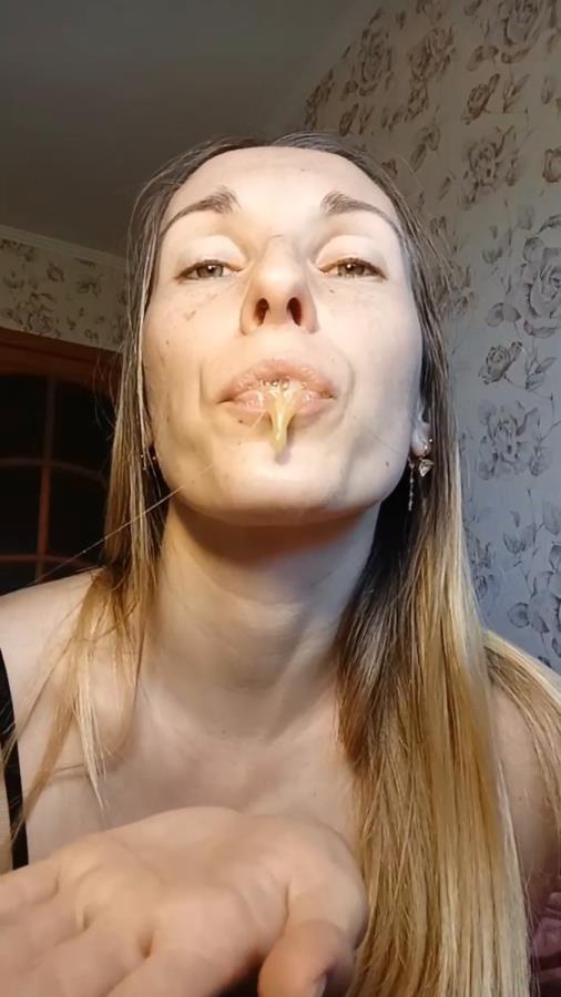 poop on plate dump P1 and OksiLove 2026 [SD ] [108 MB]