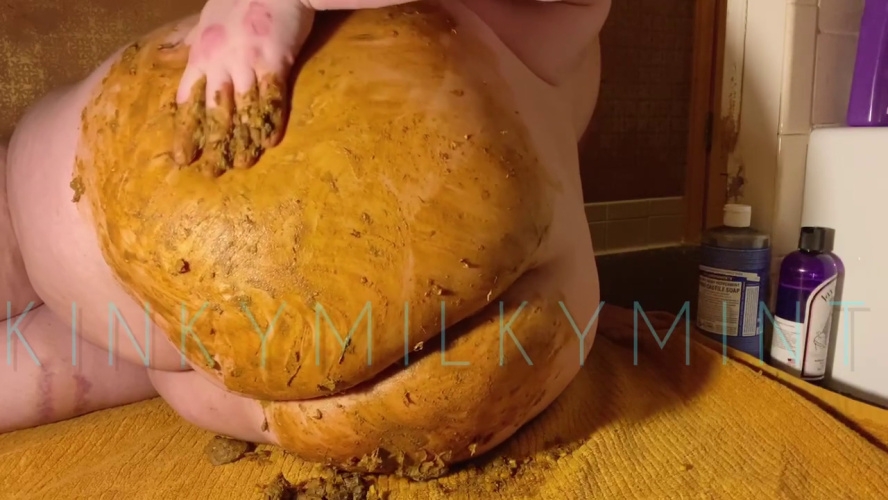 Huge Ass Covered in Shit and KinkyMilkyMint 2026 [HD ] [236 MB]